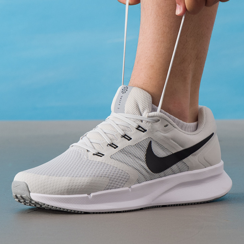 Nike Men's Run Swift 3 Breatha – Men Shoes Size Nike Bewertung und Preis