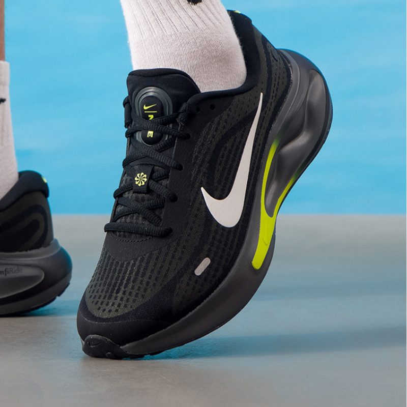 Genuine Nike Men's Journey Run – Men Shoes Size Nike Bewertung und Preis