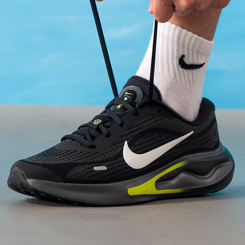 Genuine Nike Men's Journey Run – Men Shoes Size Nike Bewertung und Preis
